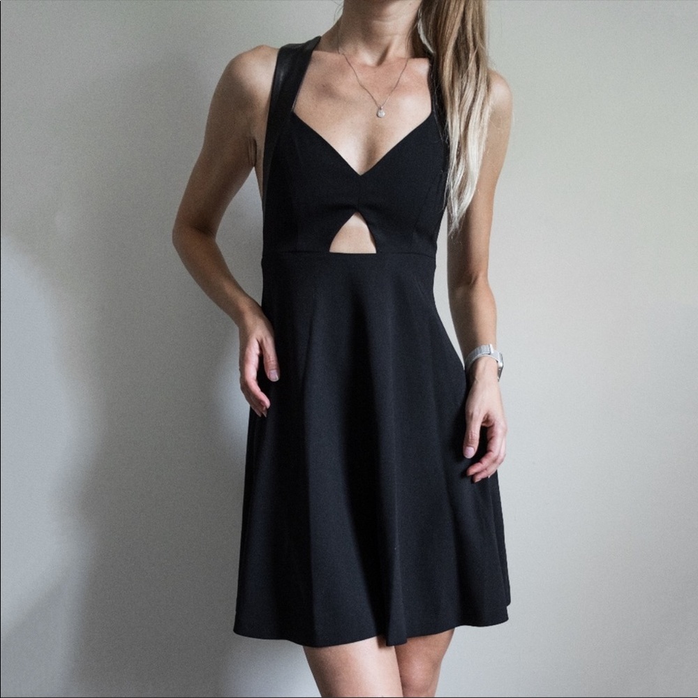 Alice + Olivia Dina leather trimmed dress